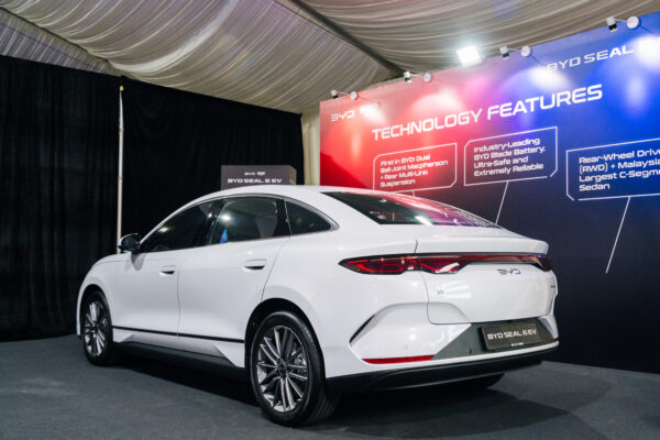 BYD SEAL 6 EV Mendarat di Malaysia – Pertama Debut Global Terus Kat Sini!